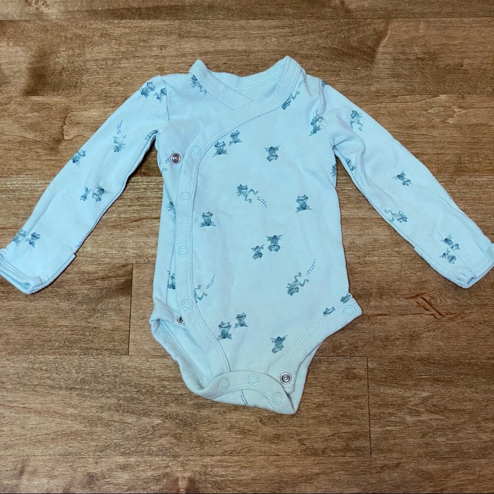 Long sleeve size snap blue onesie Just One You by Carter's newborn nb